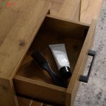 جاکفشی و جالباسی کیانا