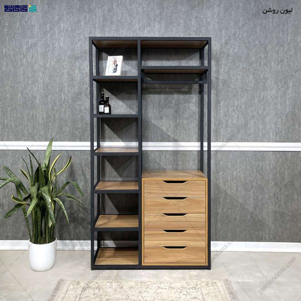 رگال لباس، رگال، ساخته شده در مجموعه گامی نو